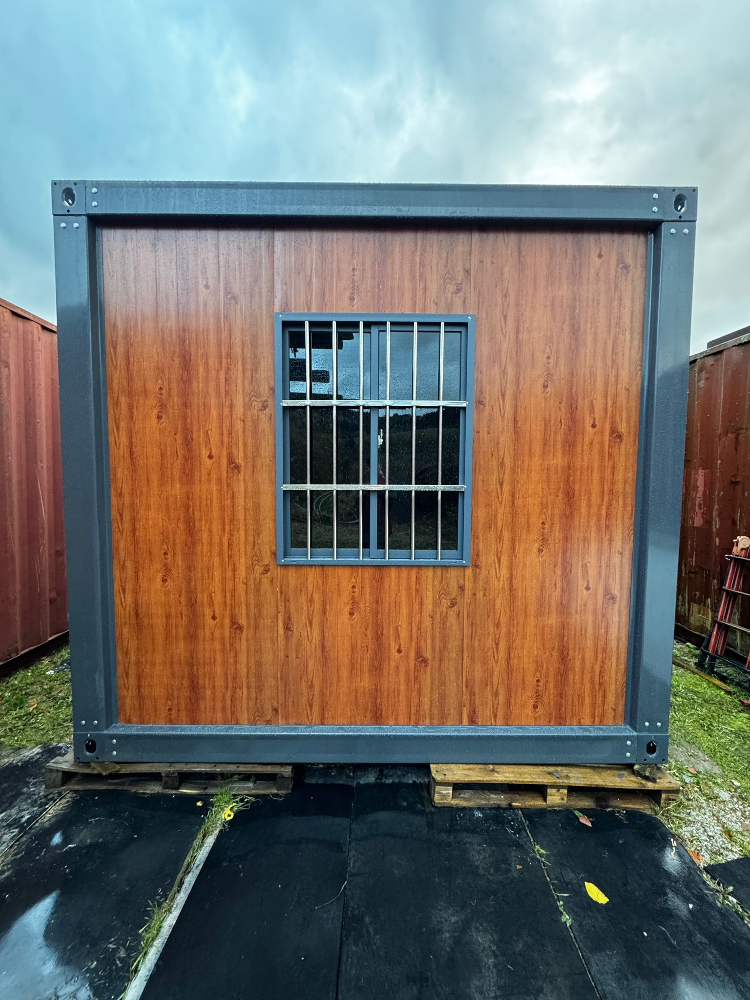 Montovaný obytný kontajner 300 cm x 600 cm x 280 cm – Obrázok 8